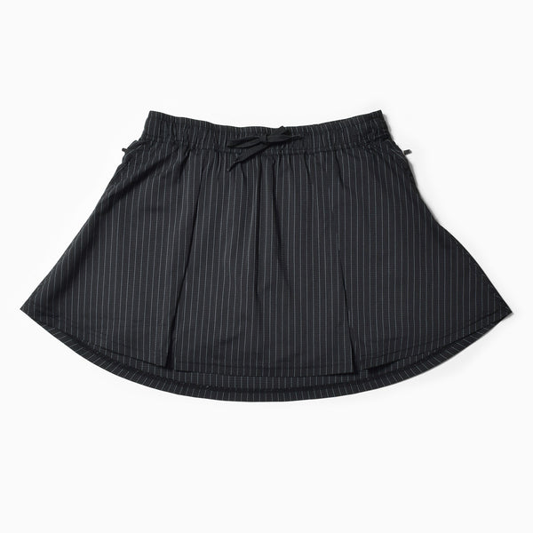 MMA Front Pleats Run Skirt (Black Stripe)