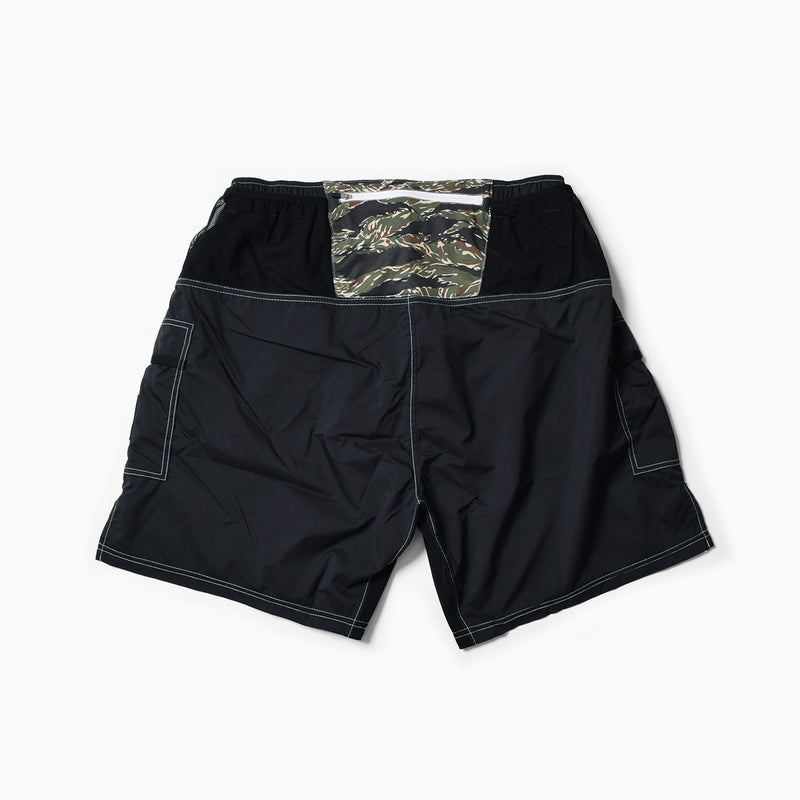 MMA Athlete Line 7-pockets Run Shorts (Black)