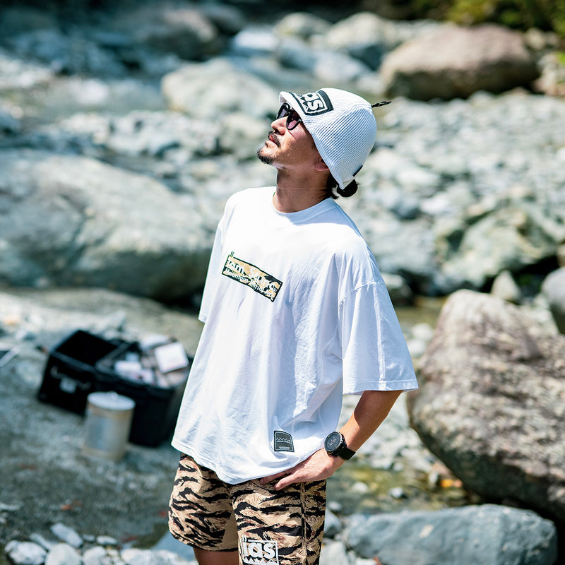 MMA I am Sauna Camo Logo Tee (White)